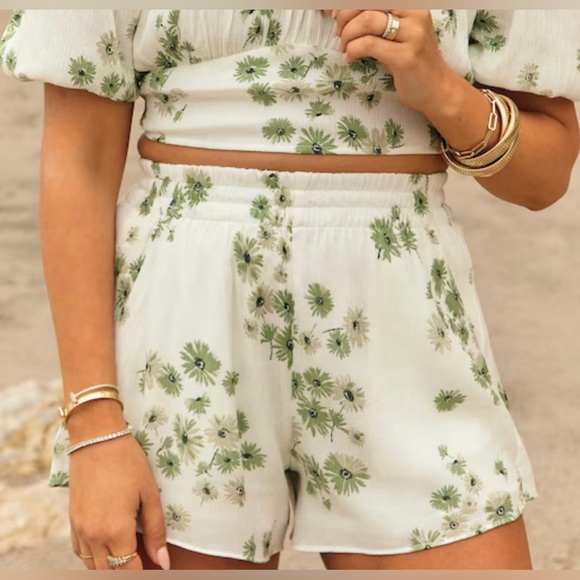 Abercrombie & Fitch Shorts Abercrombie X Dede Emily Flirty Crinkle